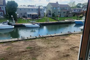39 Leewater Ave, Massapequa, NY 11758 - Photo 10