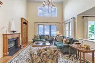 48 Pembroke Dr, Glen Cove, NY 11542 - Photo 10