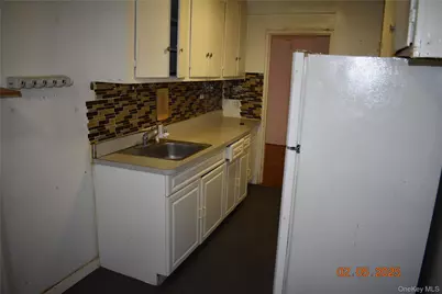 730 E 232nd Street #3G, Bronx, NY 10466 - Photo 4