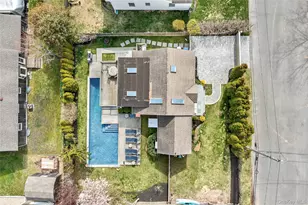 8 Elder Ave, Hampton Bays, NY 11946 - Photo 4