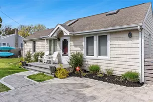 8 Elder Ave, Hampton Bays, NY 11946 - Photo 2