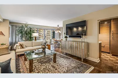 18-05 215 Street #6D, Bayside, NY 11360 - Photo 8