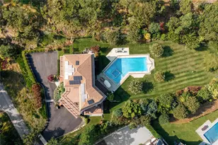 89 Old Canoe Place Rd, Hampton Bays, NY 11946 - Photo 2