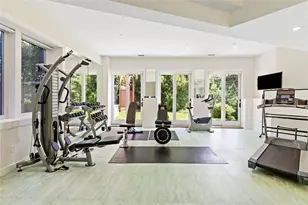 89 Old Canoe Place Rd, Hampton Bays, NY 11946 - Photo 22