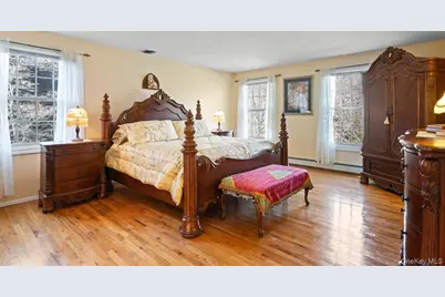 10 Fairway Drive, Port Jefferson, NY 11777 - Photo 10