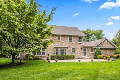 10 Fairway Drive, Port Jefferson, NY 11777 - Photo 18