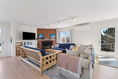 7 Cove Lane, Westhampton Dunes, NY 11978 - Photo 2