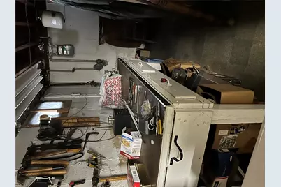 2 Yorkshire Road, New Hyde Park, NY 11040 - Photo 28