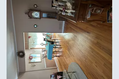 2 Yorkshire Road, New Hyde Park, NY 11040 - Photo 6