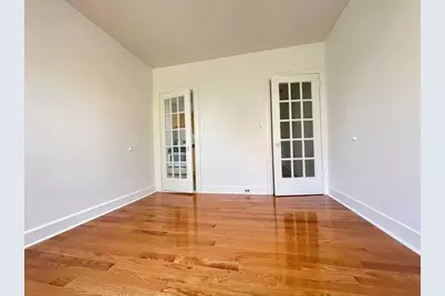 23-12 Broadway, Astoria, NY 11106 - Photo 8