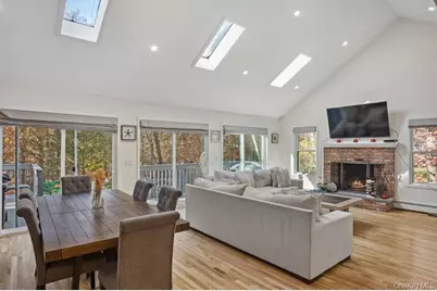 18 Park Circle, Quogue, NY 11959 - Photo 8