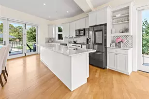 89 Old Canoe Place Rd, Hampton Bays, NY 11946 - Photo 12