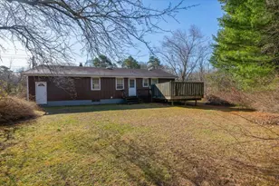 2761 Montauk Hwy, Brookhaven, NY 11719 - Photo 16