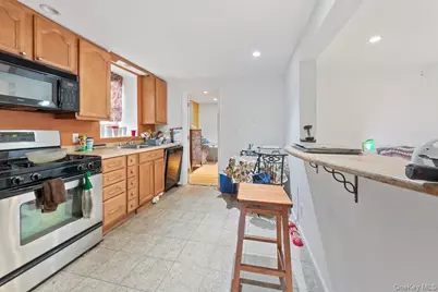 30 College Place, Yonkers, NY 10704 - Photo 16