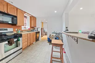 30 College Pl, Yonkers, NY 10704 - Photo 16