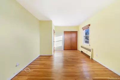 30 College Place, Yonkers, NY 10704 - Photo 6