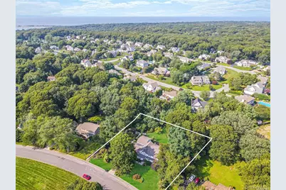 33 Peachtree Lane, Mount Sinai, NY 11766 - Photo 32