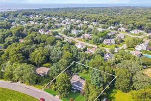 33 Peachtree Ln, Mount Sinai, NY 11766 - Photo 32