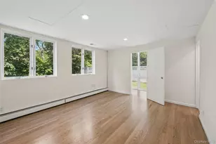 67 Parkway Dr, Roslyn Heights, NY 11577 - Photo 26