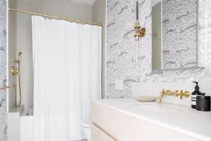 61 Peconic Ave, Shelter Island Heights, NY 11964 - Photo 16