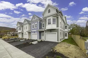 13 Henry St, Beacon, NY 12508 - Photo 2