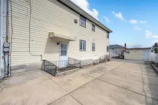 431 Kirkman Ave, Elmont, NY 11003 - Photo 28