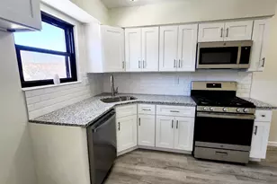 196 Sneden Pl, Spring Valley, NY 10977 - Photo 10