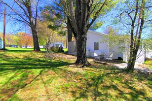 11 Hibiscus Cir, Hopewell Junction, NY 12533 - Photo 16