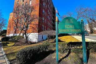 247 Parkview Ave, Bronxville, NY 10708 - Photo 26