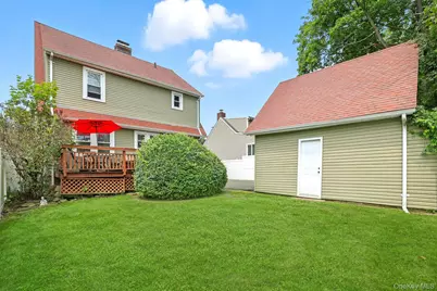 50 Cloverdale Avenue, White Plains, NY 10603 - Photo 24