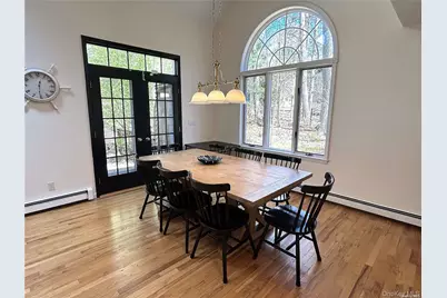 112 Laurel Valley Drive, Sag Harbor, NY 11963 - Photo 4