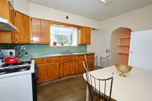 135-47 229th St, Springfield Gardens, NY 11413 - Photo 12