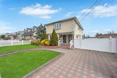 431 Kirkman Avenue, Elmont, NY 11003 - Photo 4