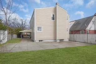 120-60 200th St, Jamaica, NY 11412 - Photo 4