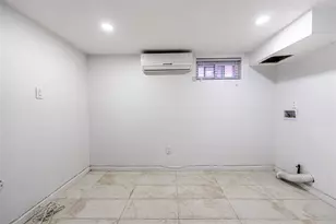 28-34 Corporal Kennedy St, Flushing, NY 11360 - Photo 16