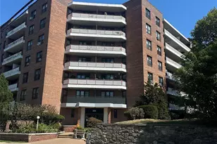 325 King St, Port Chester, NY 10573 - Photo 2