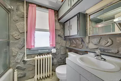 31 Edgewater Park #A, Bronx, NY 10465 - Photo 16