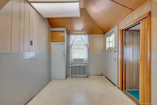 31 Edgewater Park, Bronx, NY 10465 - Photo 6