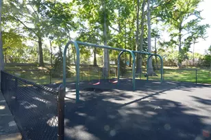 31 Edgewater Park, Bronx, NY 10465 - Photo 32