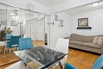 140-35 Burden Crescent #206, Briarwood, NY 11435 - Photo 4