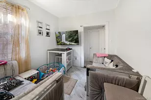 22 Jones Pl, Yonkers, NY 10703 - Photo 24