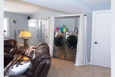 11 Doral Lane, Yaphank, NY 11980 - Photo 6