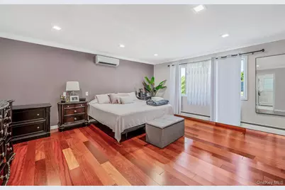 [Address not provided], West Hempstead, NY 11552 - Photo 10