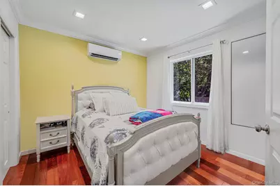 [Address not provided], West Hempstead, NY 11552 - Photo 12