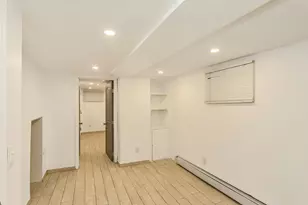111-32 147th St, Jamaica, NY 11435 - Photo 18
