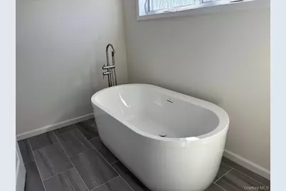 2 Rosewood Lane, Salisbury Mills, NY 12553 - Photo 26