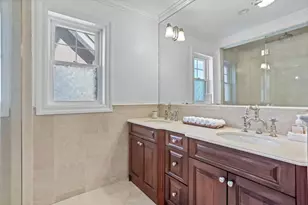 80 Old Boston Post Rd, New Rochelle, NY 10801 - Photo 16