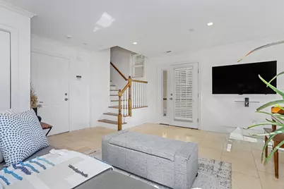 80 Old Boston Post Road #6, New Rochelle, NY 10801 - Photo 2