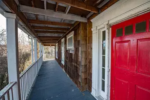 127A Barnum Ave, Port Jefferson, NY 11777 - Photo 4