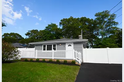 9 Pine Tree Drive, Shirley, NY 11967 - Photo 2